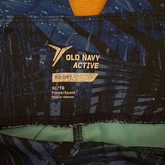 Old Navy Workout Leggings - Picture 2 of 3